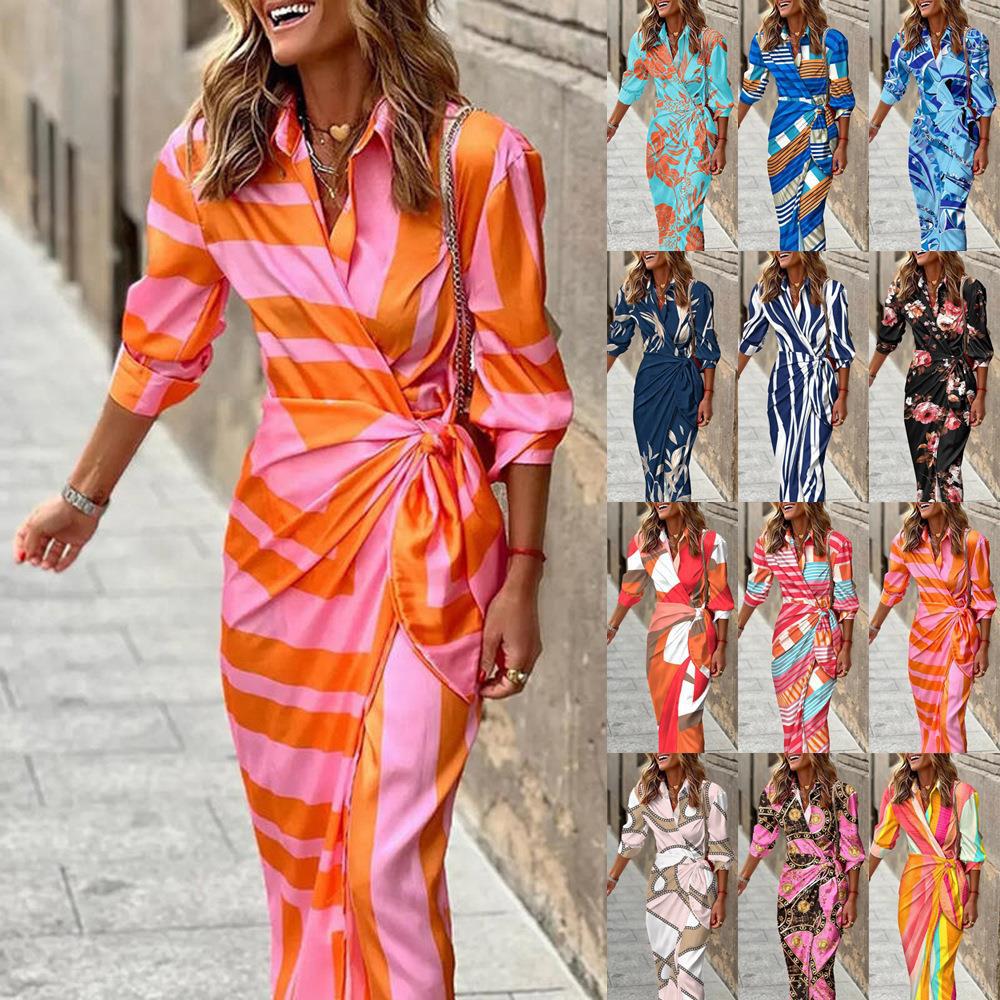 Damen Maxikleid mit asymmetrischem Schnitt und modernen Streifendetails EB
