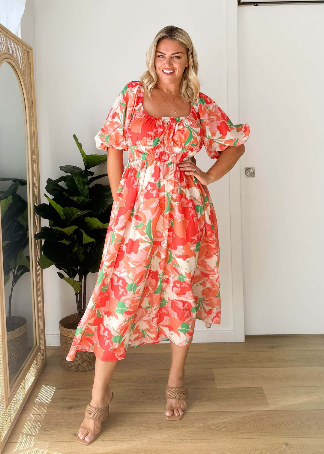 Damen Luftiges Maxikleid mit floralem Design und elastischem Taillenbund EB