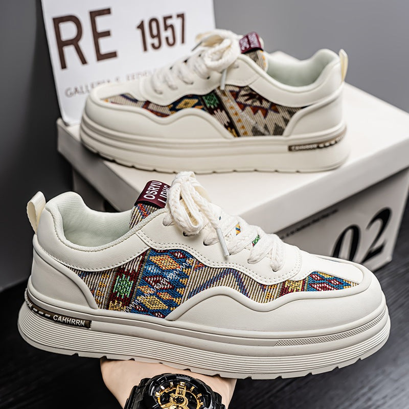 Damen Modische Sneakers mit einzigartigem Ethno-Design EB