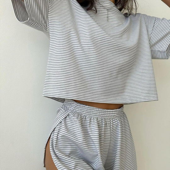 Damen stylisches Freizeit-Set mit lockerem Kurzarm-Top und Shorts EB