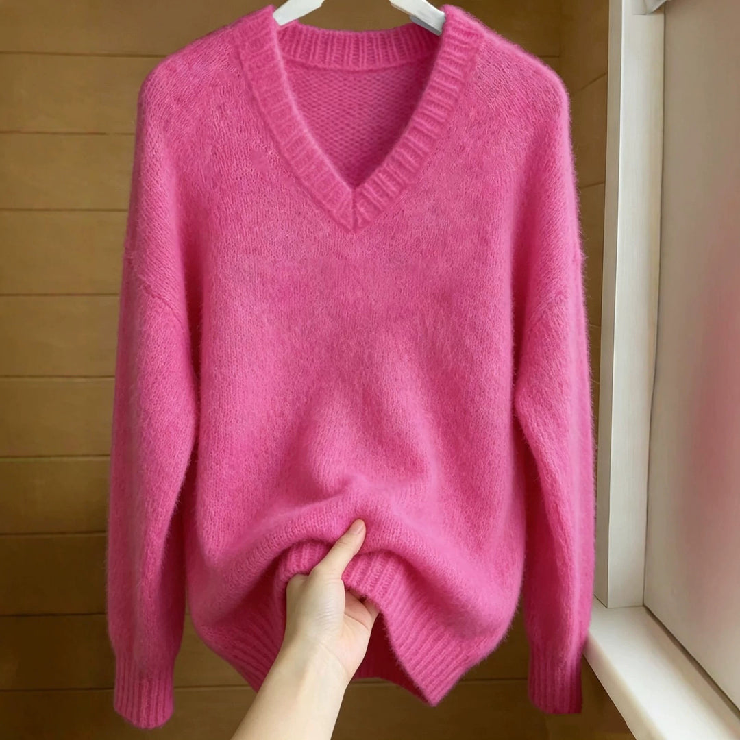 Damen Flauschiger Mohair-Mix Oversize-Pullover mit tiefem V-Kragen EB