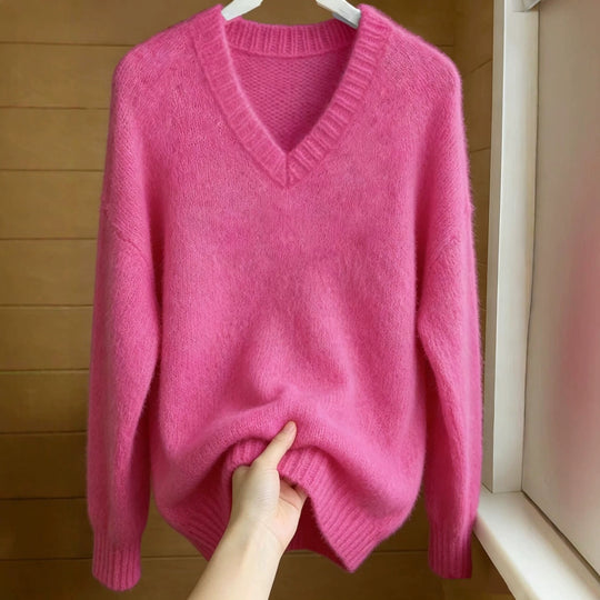 Damen Flauschiger Mohair-Mix Oversize-Pullover mit tiefem V-Kragen EB