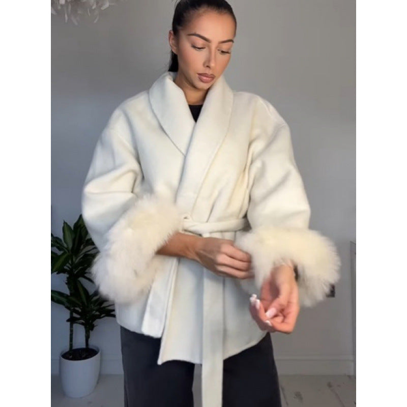Damen elegante Kapuzenjacke mit Kunstpelzbesatz EB