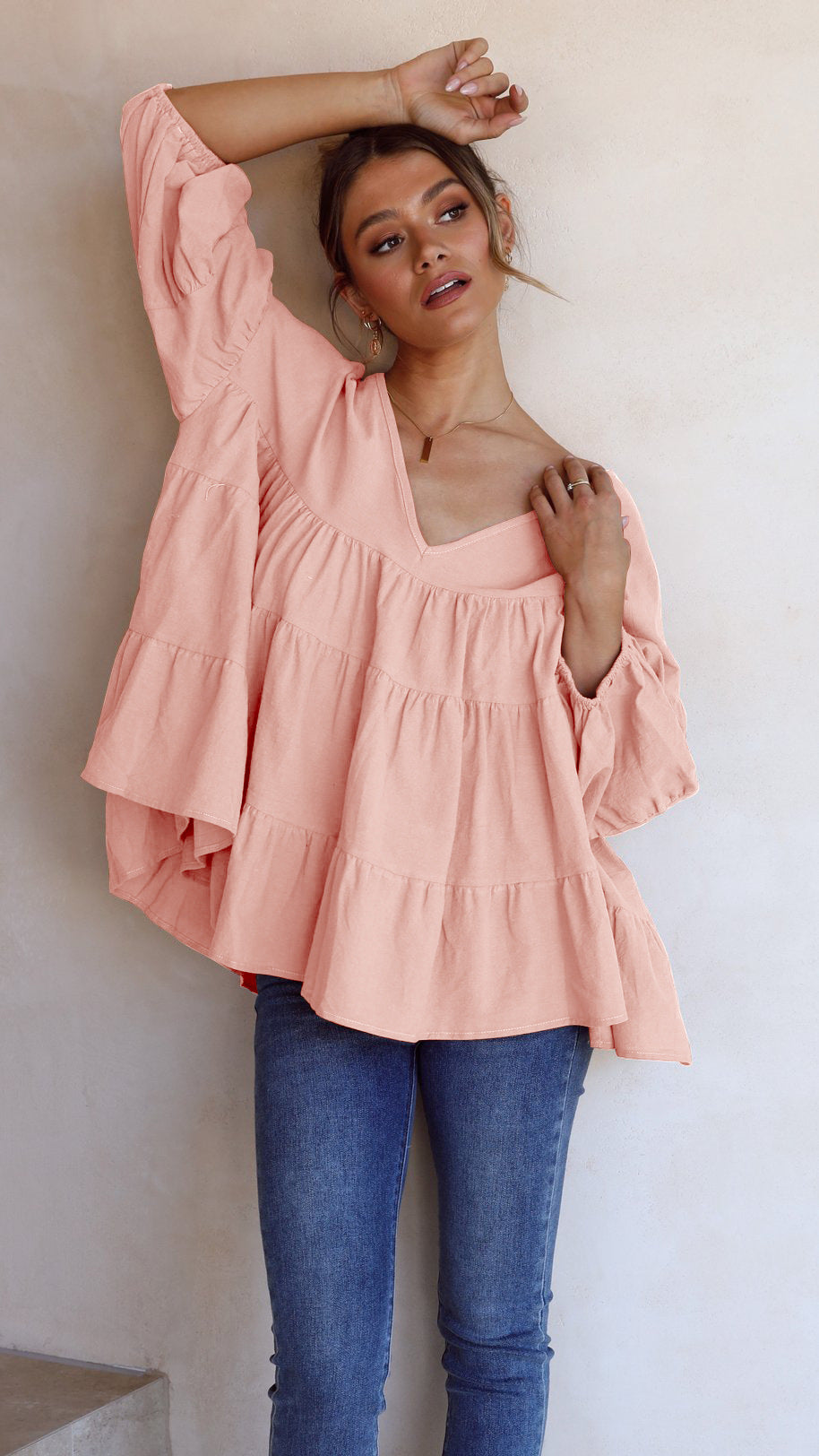 Damen Voluminöses Blusenshirt mit Rüschendetails und V-Ausschnitt EB