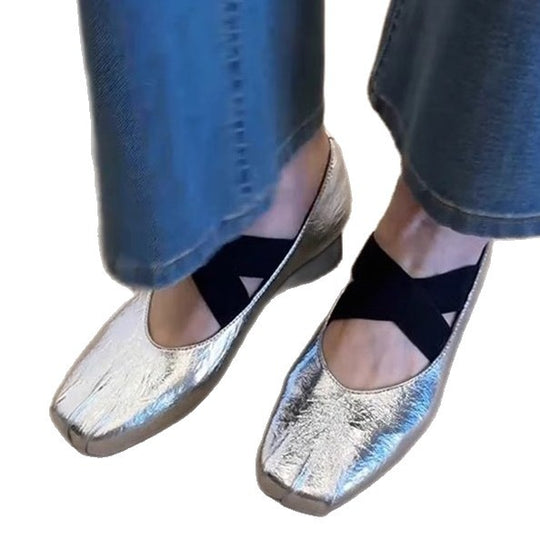 Damen elegante Ballerina-Schuhe mit modernem Riemendesign und komfortablem Absatz EB