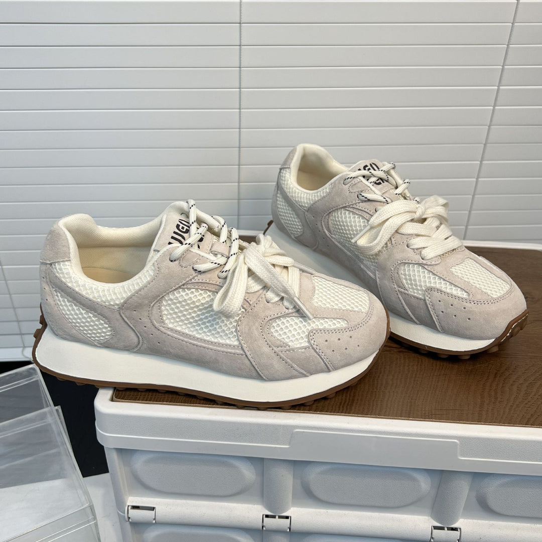 Damen Sportliche Sneakers mit atmungsaktiven Mesh-Einsätzen und dämpfendem Fußbett EB