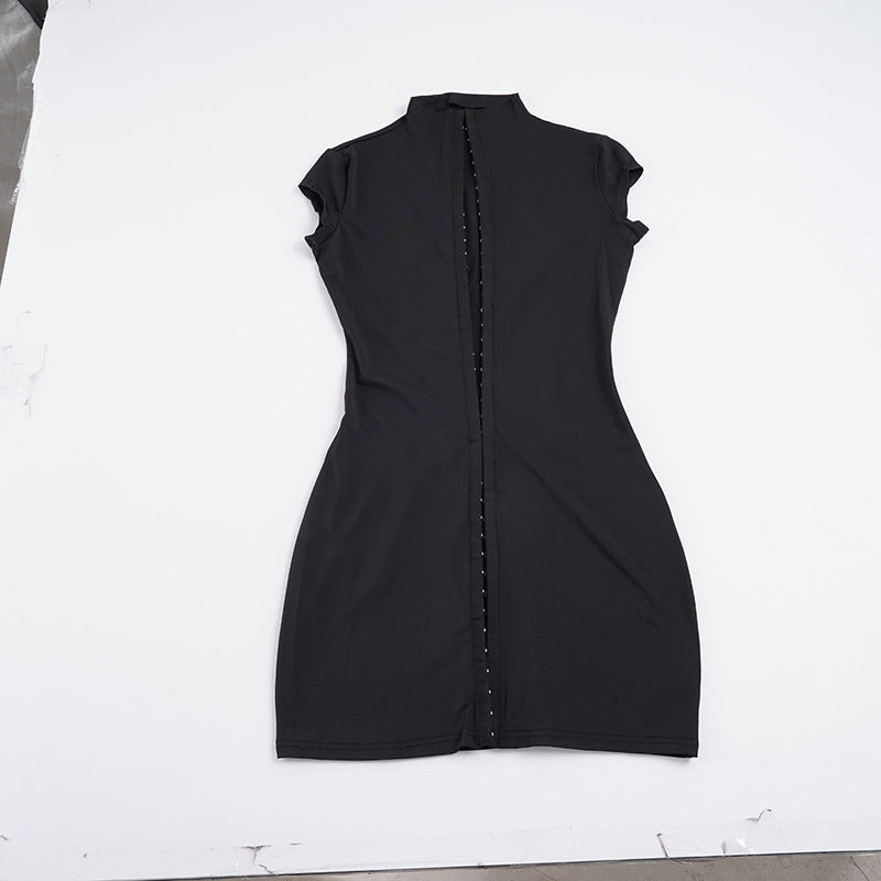 Damen figurbetontes Nachtkleid mit raffiniertem Stehkragen und Knopfleiste EB