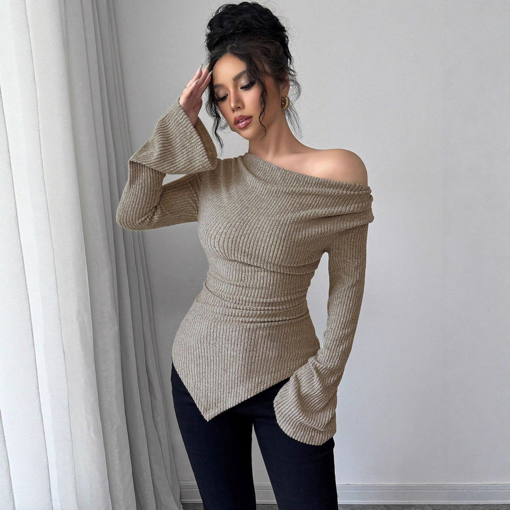 Damen elegantes Ripp-Oberteil mit asymmetrischem Saum und schulterfreiem Design EB