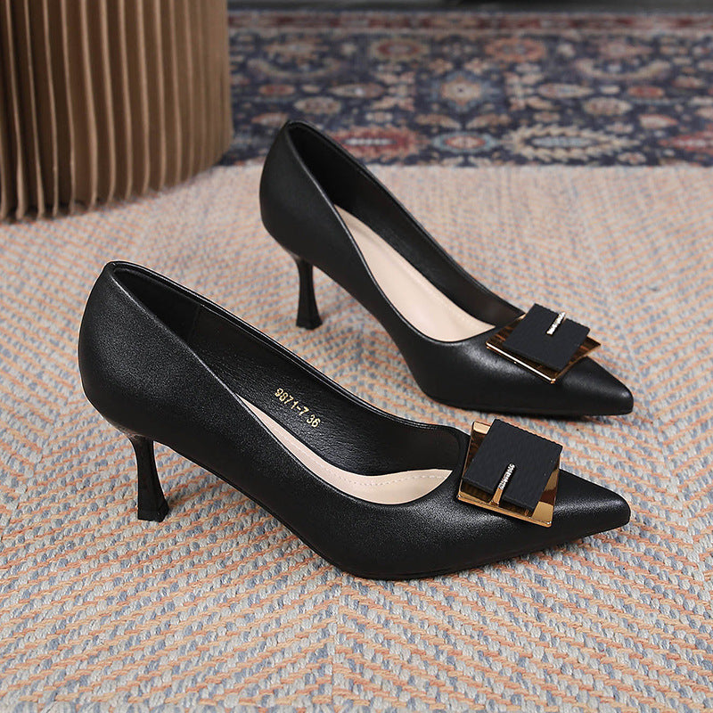 Damen elegante Pumps mit glamourösem Schmuckdetail EB