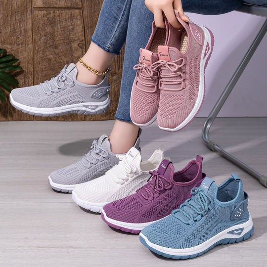 Damen nan sockenähnlicher Strick-Fit Sneaker mit elastischer Schnürung, gelochter Fersenverstärkung und dämpfender Plateau-Sohle EB