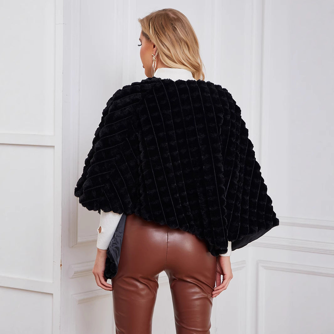 Damen Flauschiger Kunstpelzponcho mit strukturiertem Design und weichem Innenfutter EB