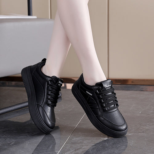 Damen Sportliche Sneaker mit modischem Design und dicker Sohle EB