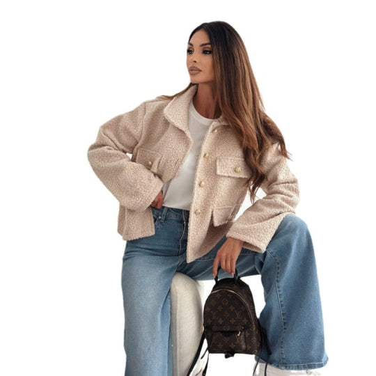 Damen Fleecejacke mit eleganten Knopfdetails und praktischen Taschen EB