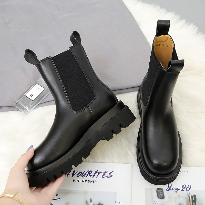 Damen  Chelsea-Boots mit elastischem Einsatz und markanter Profilsohle EB