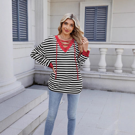 Damen modischer Cropped Pullover mit auffälligem Schnürdetail EB