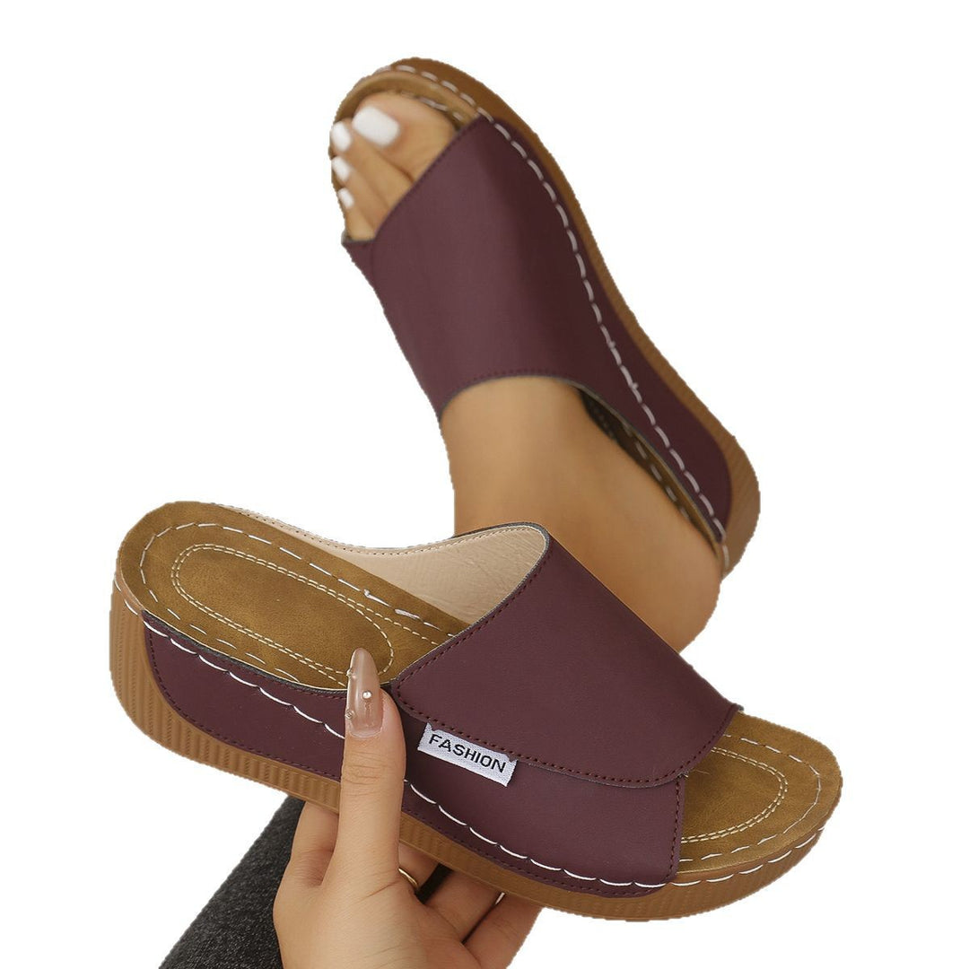 Damen Wedge-Pantoletten mit elegantem Schnitt und modischem Riemendesign EB
