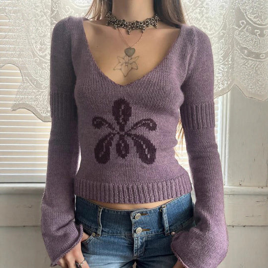 Damen nan kurzes Feinstrick V‑Pullover mit floralem Intarsienmotiv und ausgestellten Trompetenärmeln EB