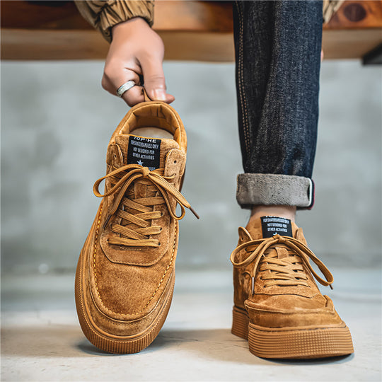 Damen Urbaner Sneaker mit hochwertigem Wildleder und rutschfester Sohle EB