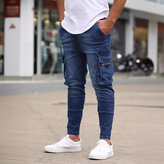 Herren Cargo-Jeans im modernen Slim-Fit Stil mit praktischen Seitentaschen und dekorativen Reißverschlüssen EB