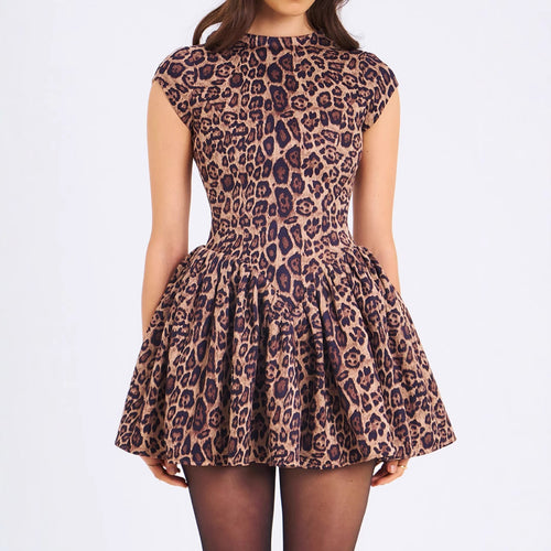 Damen verspieltes und figurbetontes Mini-Kleid mit Leopardenmuster EB