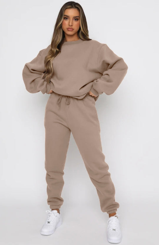 Damen nan zweiteiliges Cozy-Loungewear-Set mit Oversize-Rundhals und hochgeschnittener Jogginghose mit Kordelzug EB