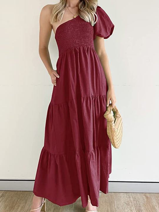 Damen Maxikleid mit asymmetrischem Trägerdesign und voluminösem Rock EB