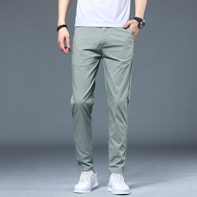 Herren luftige Freizeithosen im modernen Slim-Fit Design EB