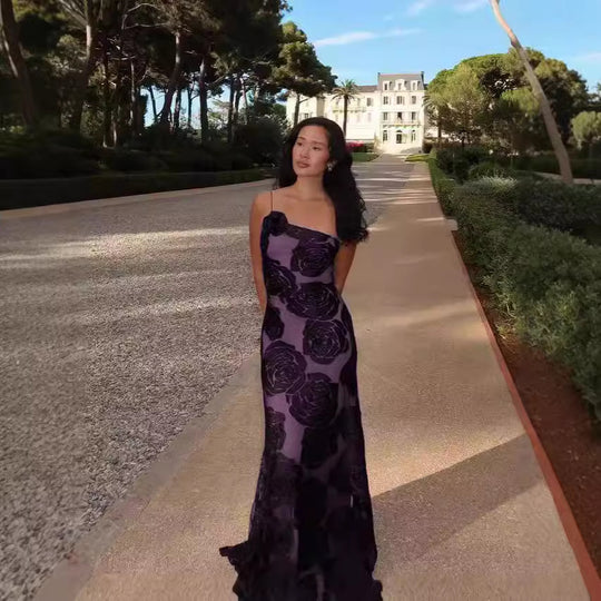 Damen elegant geschnittenes Abendkleid mit floralem Muster und raffinierten Details EB