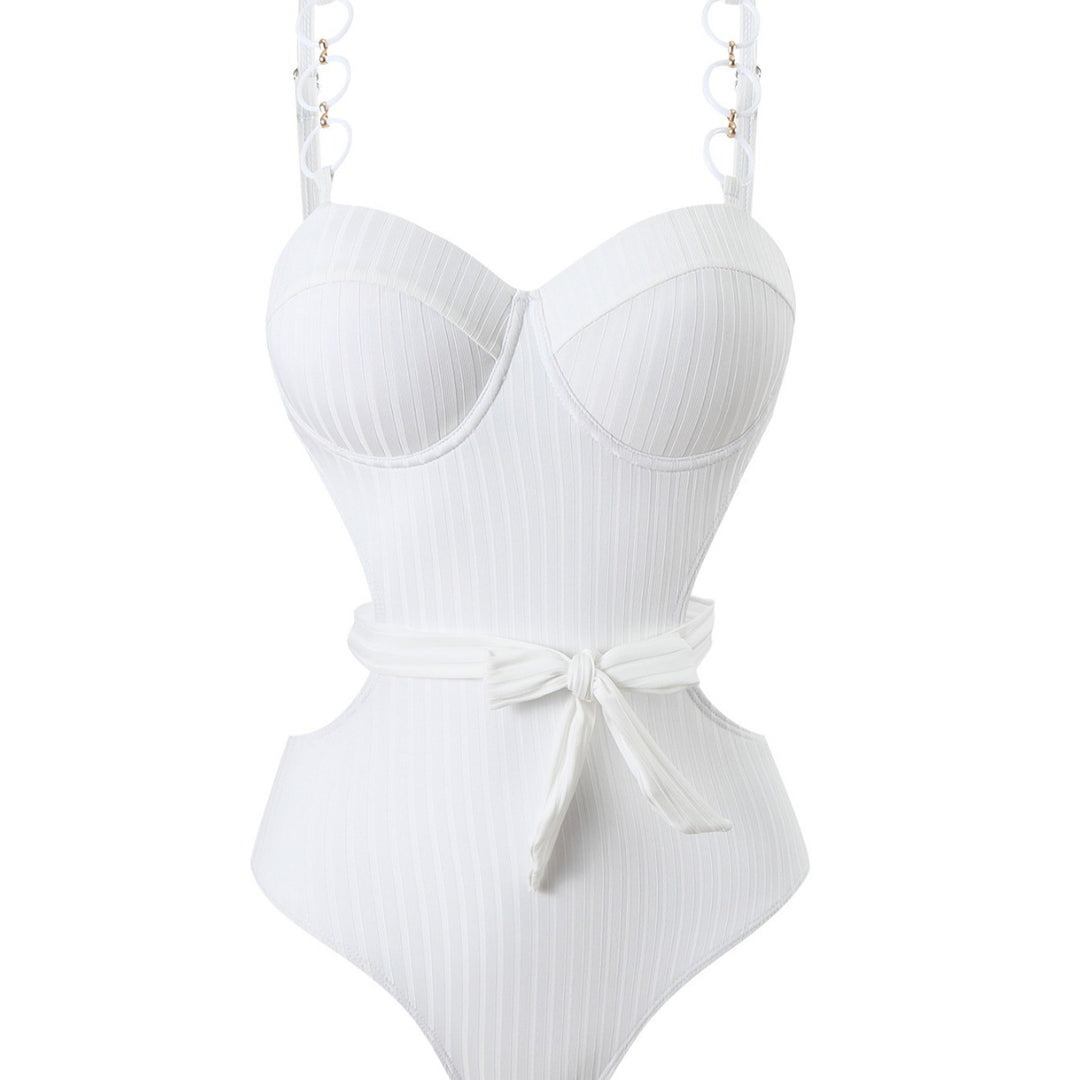 Damen Einteiler Badeanzug mit modischem Cut-Out Design und verstellbaren Trägern EB