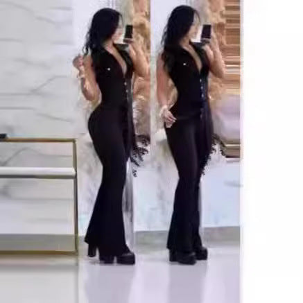 Damen Eleganter Flared Jumpsuit mit Knopfdetails EB