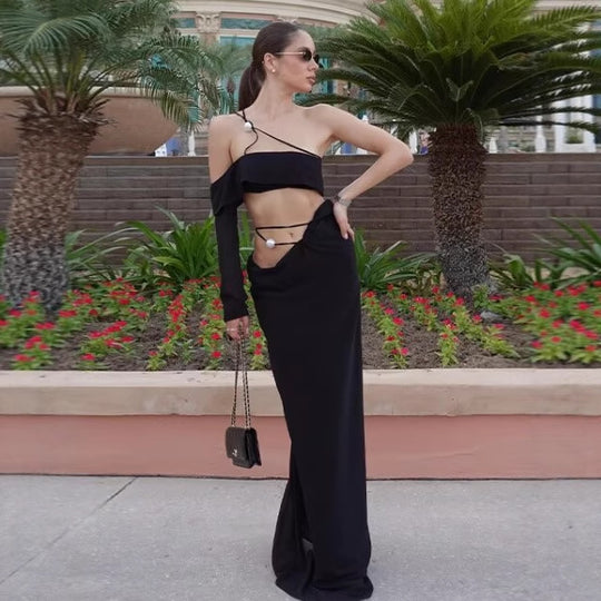 Damen Abendkleid mit asymmetrischem Schnitt und feinen Rüschendetails EB
