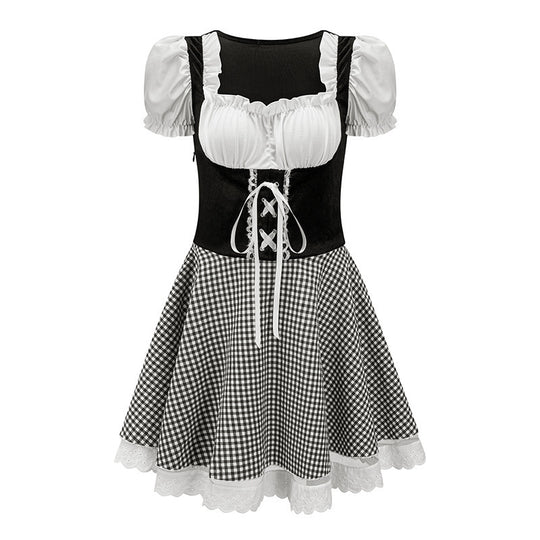 Damen nan bayerisch inspiriertes Mini-Dirndl mit geschnürtem Mieder, Puffärmeln und Vichykaro-Rock EB