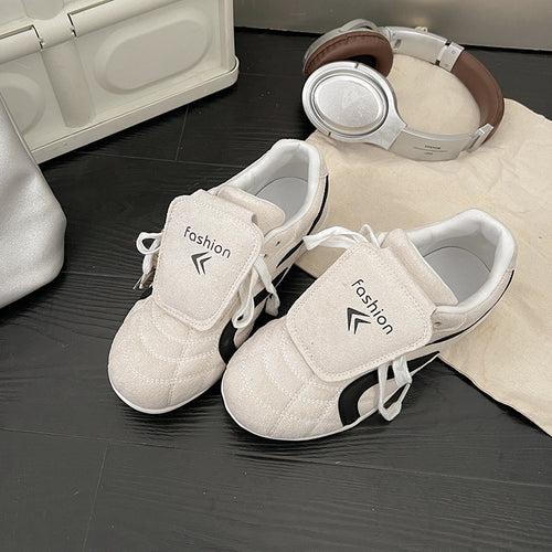 Damen Sportliche Sneakers mit praktischem Klettverschluss und eleganter Wildleder-Optik EB