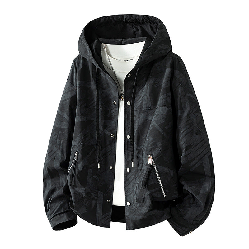 Herren leichter Kapuzenblouson mit unaufdringlichem Print, Druckknopfblende und schrägen Reißverschlusstaschen EB
