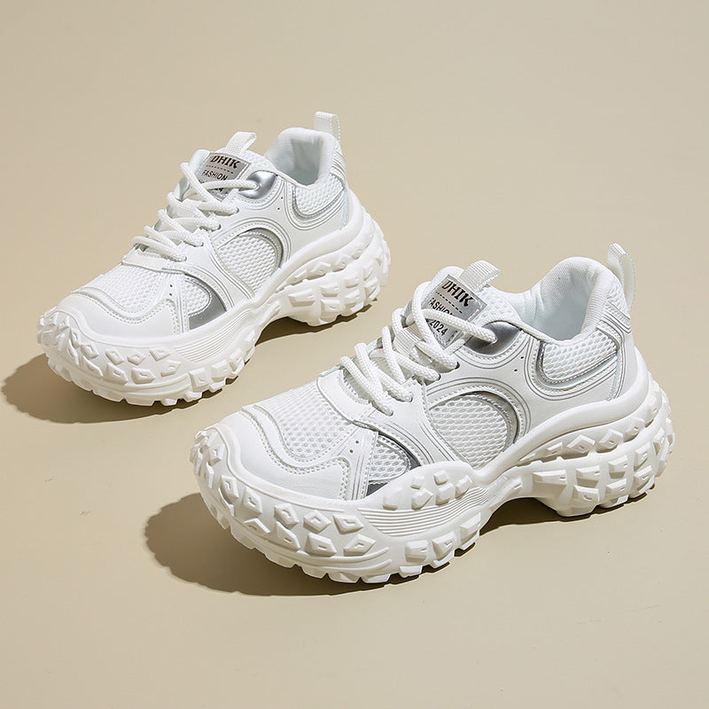 Damen sportliche Sneakers mit innovativem Sohlenprofil und atmungsaktiver Mesh-Konstruktion EB