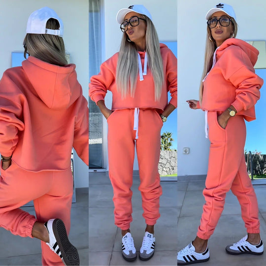 Damen modernes Hoodie-Jogginganzug-Set mit elastischem Bund und Kontrastdetails EB