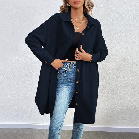 Damen lange Oversize-Cord-Hemdjacke mit durchgehender Knopfleiste und Hemdblusen-Kragen Eichborn Berlin