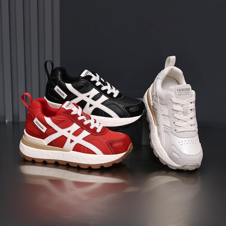 Damen Sportliche Sneaker mit stylischem Design und gepolsterter Sohle EB