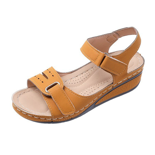Damen Wedge-Sandaletten mit verstellbarem Riemendesign und gepolsterter Fußbettung EB