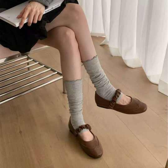 Damen Ballerinas mit elastischem Riemen und dekorativen Details EB