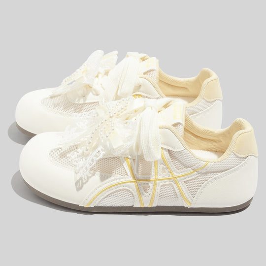 Damen Sportliche Sneaker mit eleganter Perlenapplikation und atmungsaktivem Mesh-Obermaterial EB