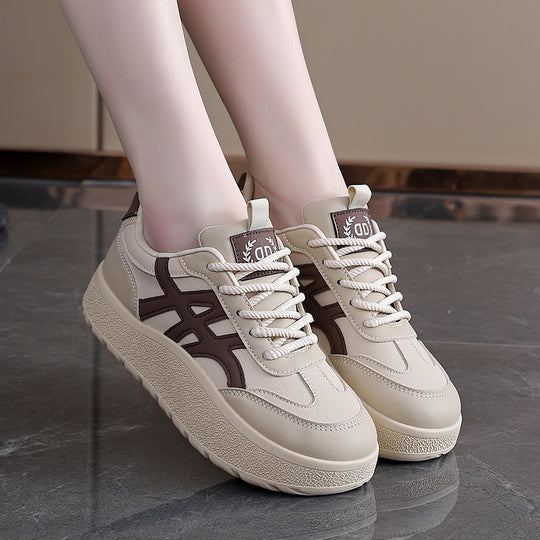 Damen Sportliche Plateau Sneakers mit ergonomischer Dämpfung und atmungsaktiver Oberfläche EB
