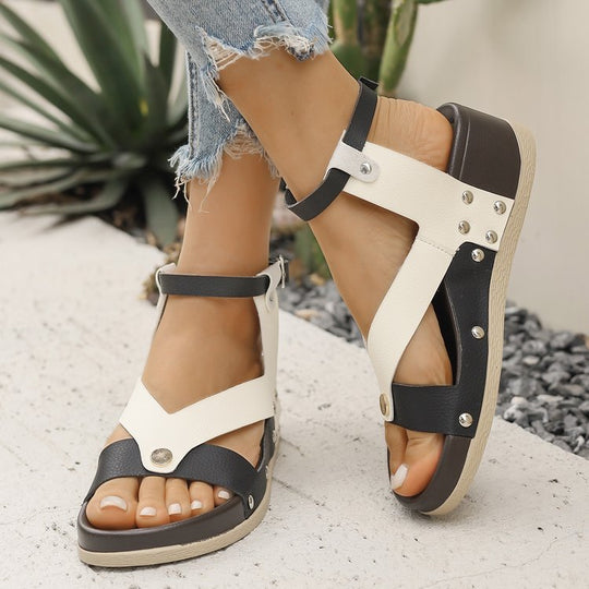Damen Komfortable Sandalen mit floralen Akzenten und anatomischem Fußbett EB