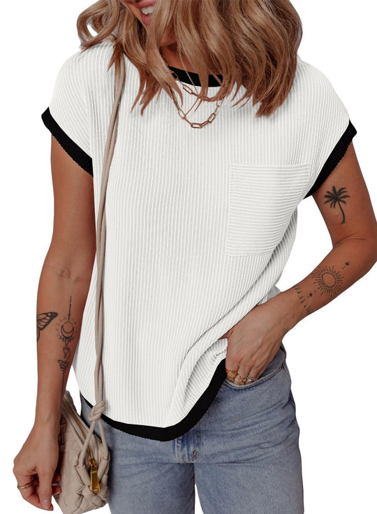 EB | Gestricktes kontrastierendes T-Shirt mit Rundhalsausschnitt