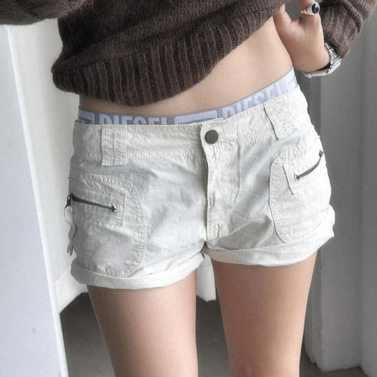 Damen leichte Shorts mit praktischen Reißverschlusstaschen EB