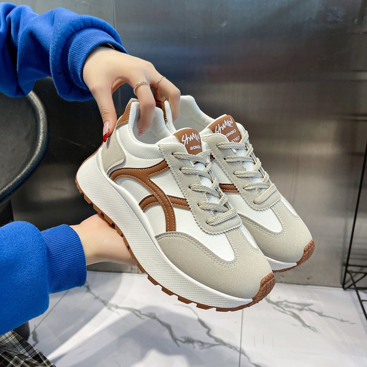 Damen Freizeit Sneakers mit sportlichem Design und komfortabler Dämpfung EB
