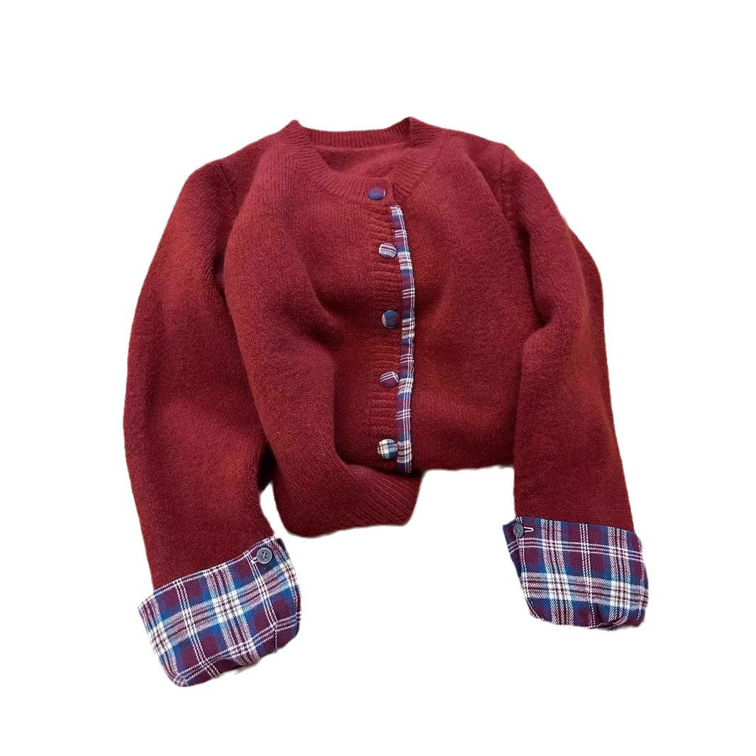 Damen Strickjacke mit Kontrastkragen und dekorativen Knöpfen EB