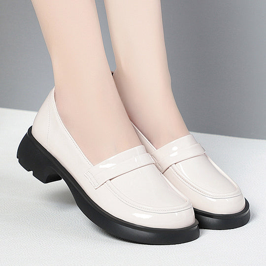 Damen Modische Slipper mit glänzender Oberfläche und blockiertem Absatz EB