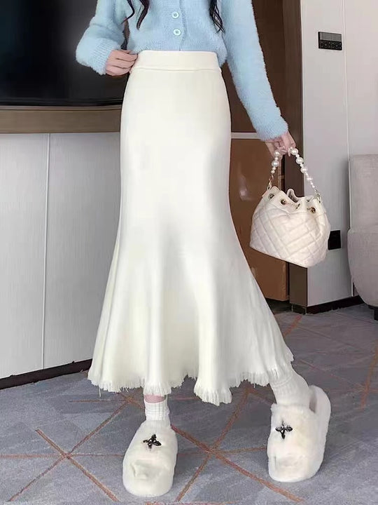 Damen Eleganter Maxirock mit voluminösem Saum und fransigen Details EB