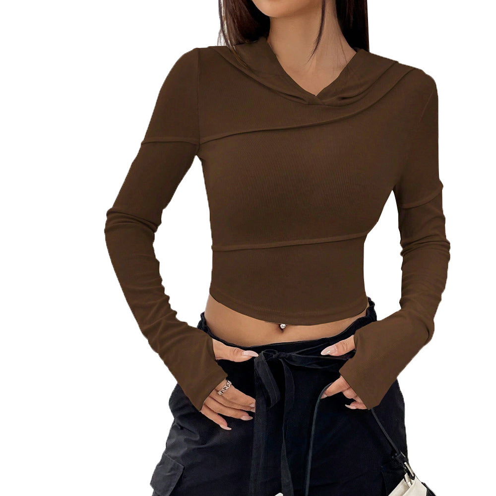 Damen geripptes Cropped-Longsleeve mit Kapuzenkragen, asymmetrischen Nähten und Trompetenärmeln Eichborn Berlin